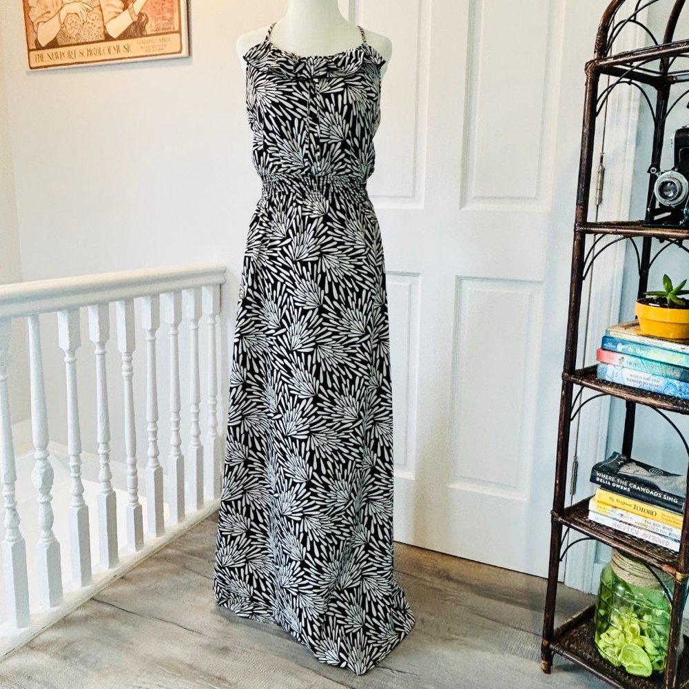 Banana Republic Sleeveless Floral Maxi Dress (size 2)